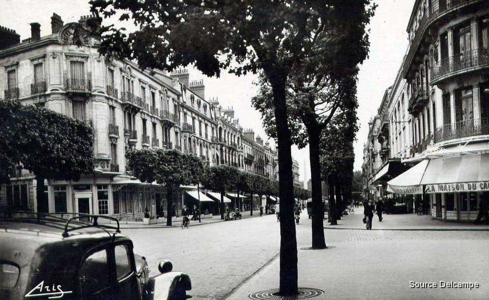 71 Chalon sur Saone Boulevard de la Republique.jpg
